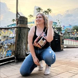 Meet your Posher, Brooke